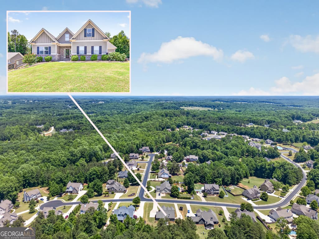 6 bedroom, 5 bathroom, 5,259 sq ft single family residence for sale at 1171 Sterling Lake Drive, Jefferson, GA 30549 — photo 2