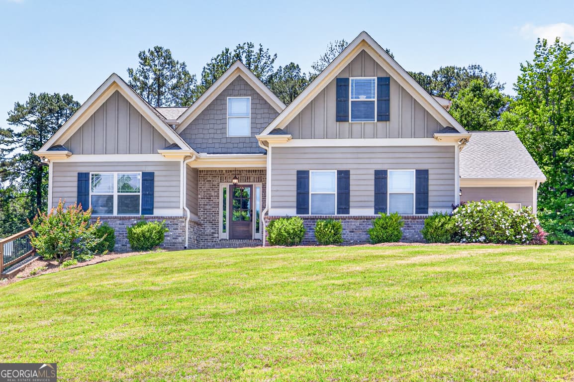 6 bedroom, 5 bathroom, 5,259 sq ft single family residence for sale at 1171 Sterling Lake Drive, Jefferson, GA 30549 — photo 1 of 63