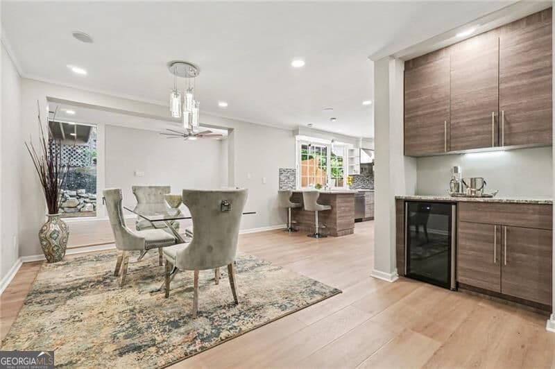 4 bedroom, 3 bathroom, 2,422 sq ft single family residence for sale at 2828 Cloverhurst Drive, East Point, GA 30344 — photo 6