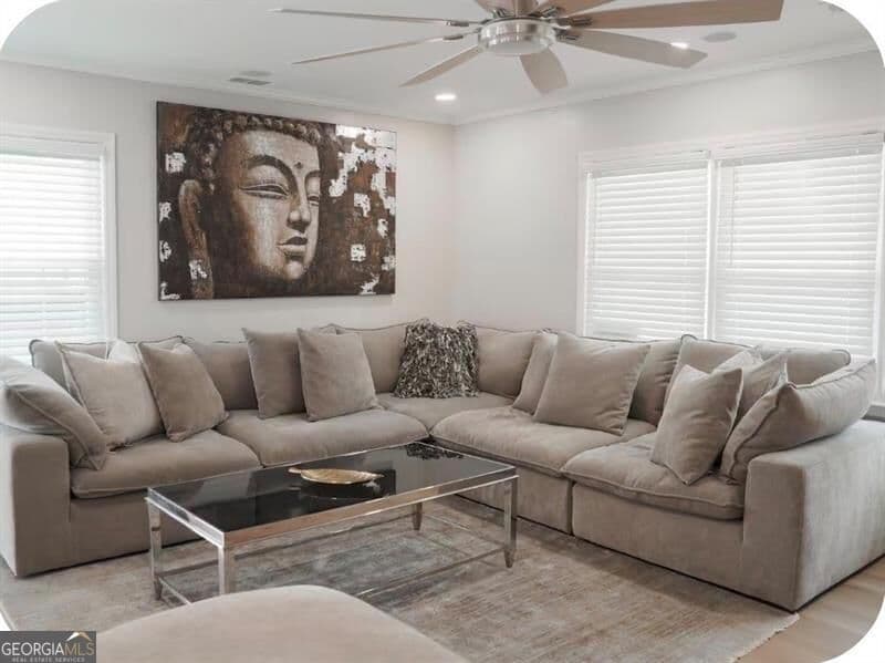 4 bedroom, 3 bathroom, 2,422 sq ft single family residence for sale at 2828 Cloverhurst Drive, East Point, GA 30344 — photo 5