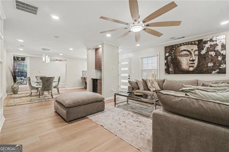 4 bedroom, 3 bathroom, 2,422 sq ft single family residence for sale at 2828 Cloverhurst Drive, East Point, GA 30344 — photo 4
