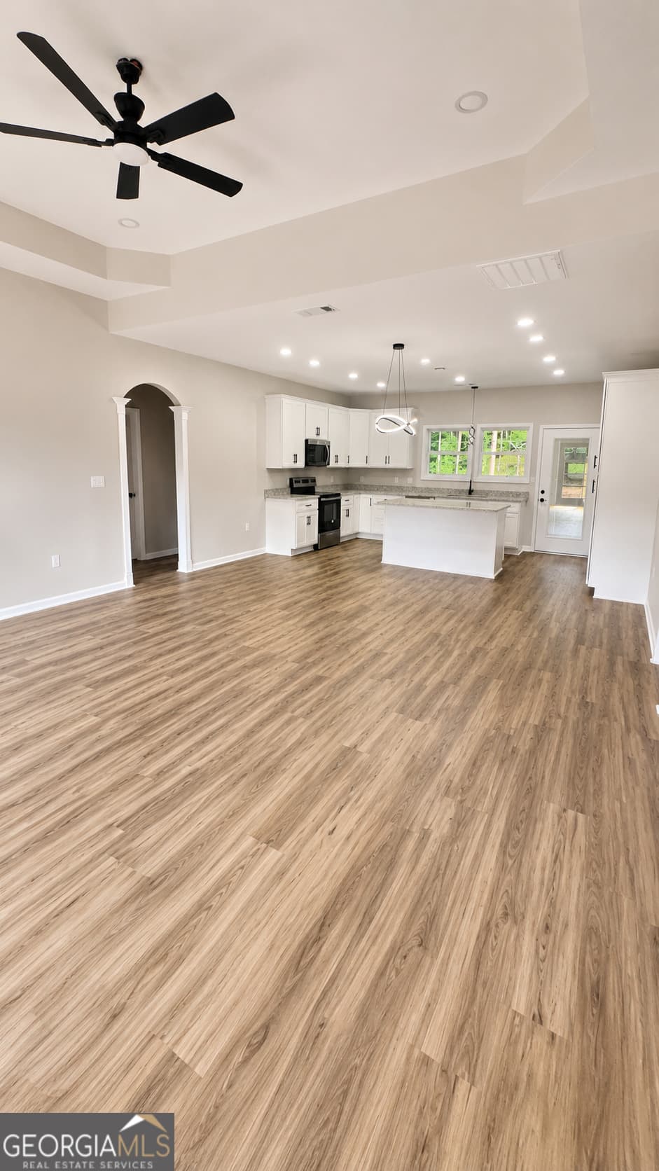 3 bedroom, 2 bathroom, 1,521 sq ft single family residence for sale at 93 Anita Drive, Manchester, GA 31816 — photo 5
