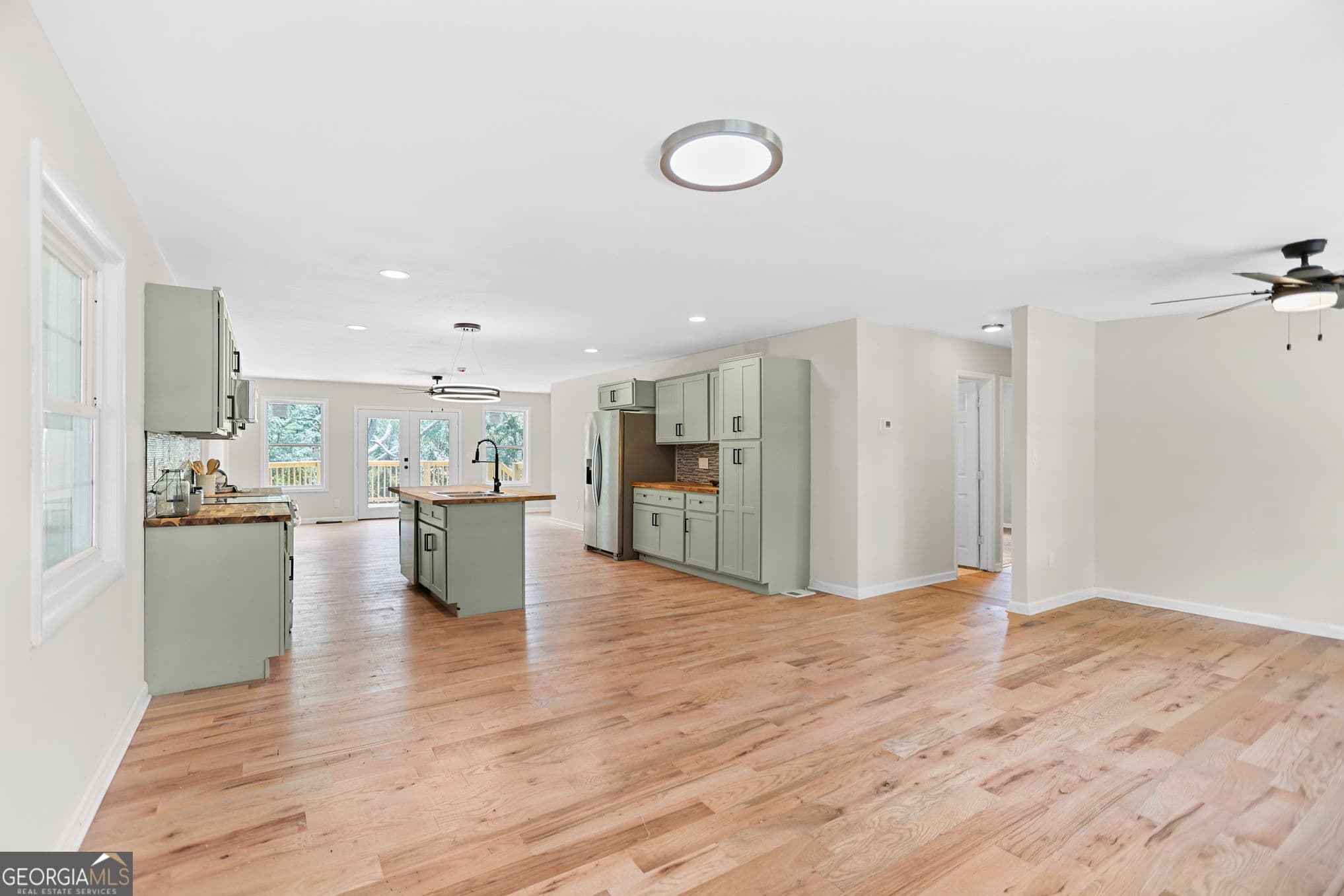 4 bedroom, 2 bathroom, 1,723 sq ft single family residence for sale at 7060 Scenic Heights, Manchester, GA 31816 — photo 7