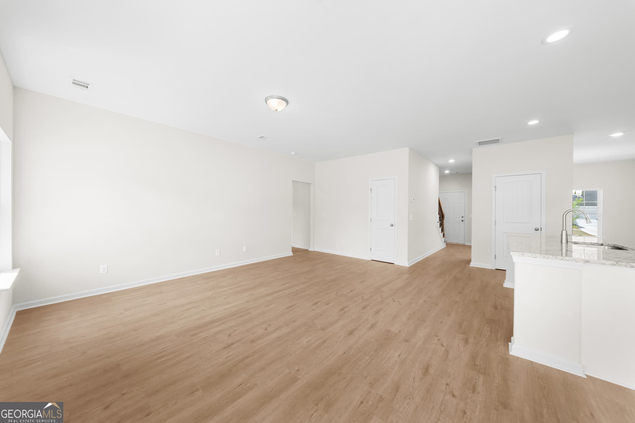 5 bedroom, 3 bathroom, 2,434 sq ft single family residence for sale at 412 Anzio Drive, Statesboro, GA 30461 — photo 5