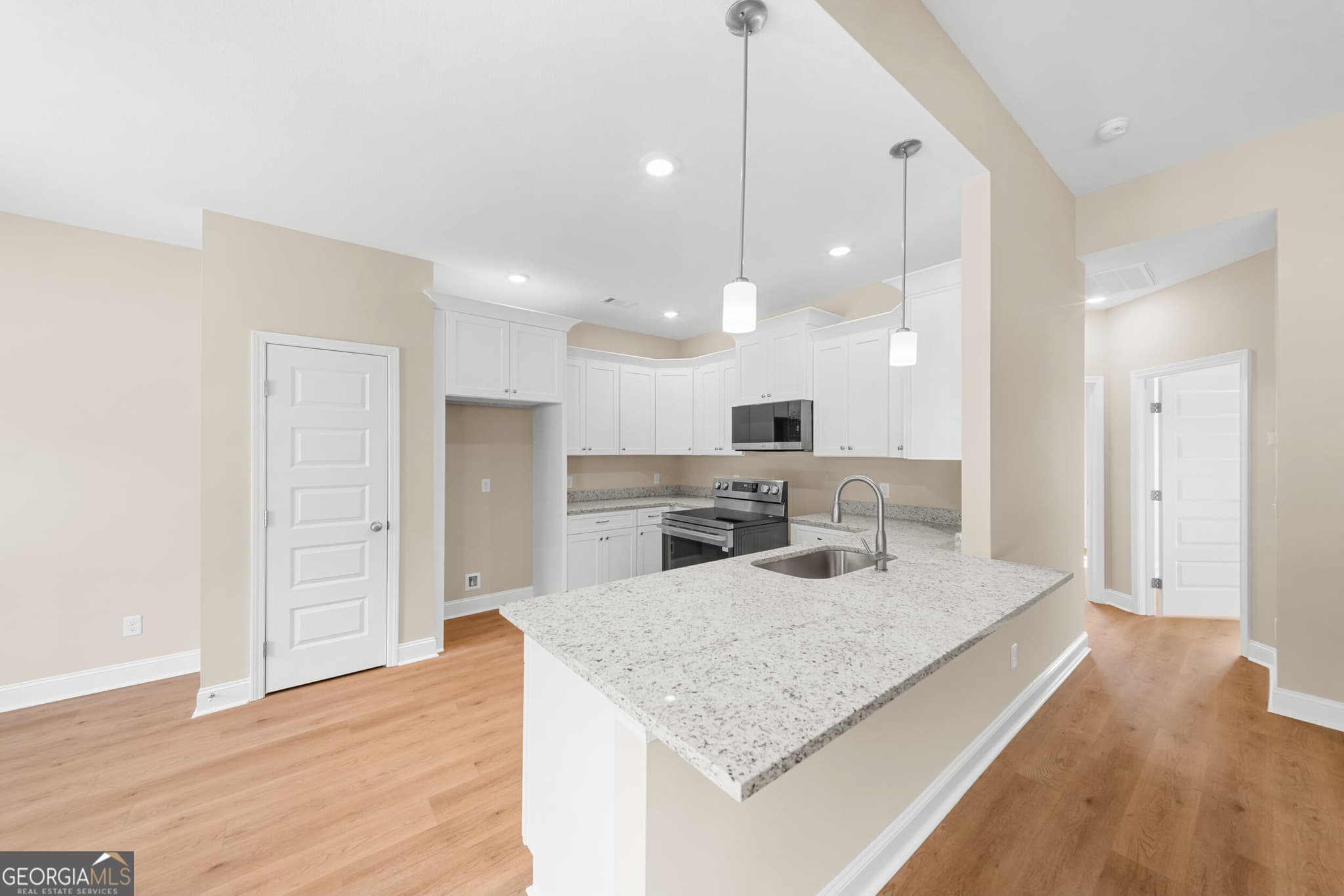 3 bedroom, 2 bathroom, 1,430 sq ft single family residence under contract at 406 Mayberry Way LOT 3, Statesboro, GA 30458 — photo 7