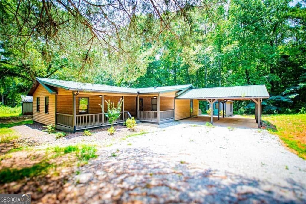3 bedroom, 2 bathroom, 1,686 sq ft single family residence for sale at 315 Laurel Road, Carrollton, GA 30117 — photo 6
