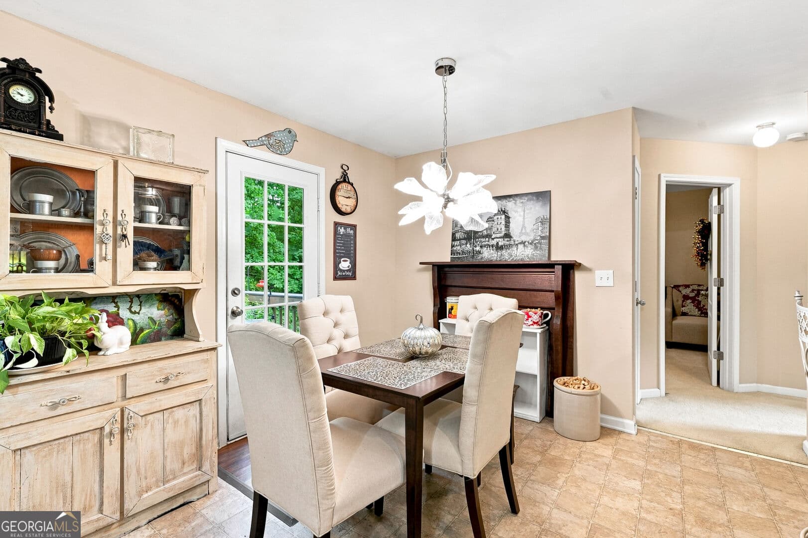 3 bedroom, 2 bathroom, 1,547 sq ft single family residence for sale at 35 Sandstone Court, Douglasville, GA 30134 — photo 5