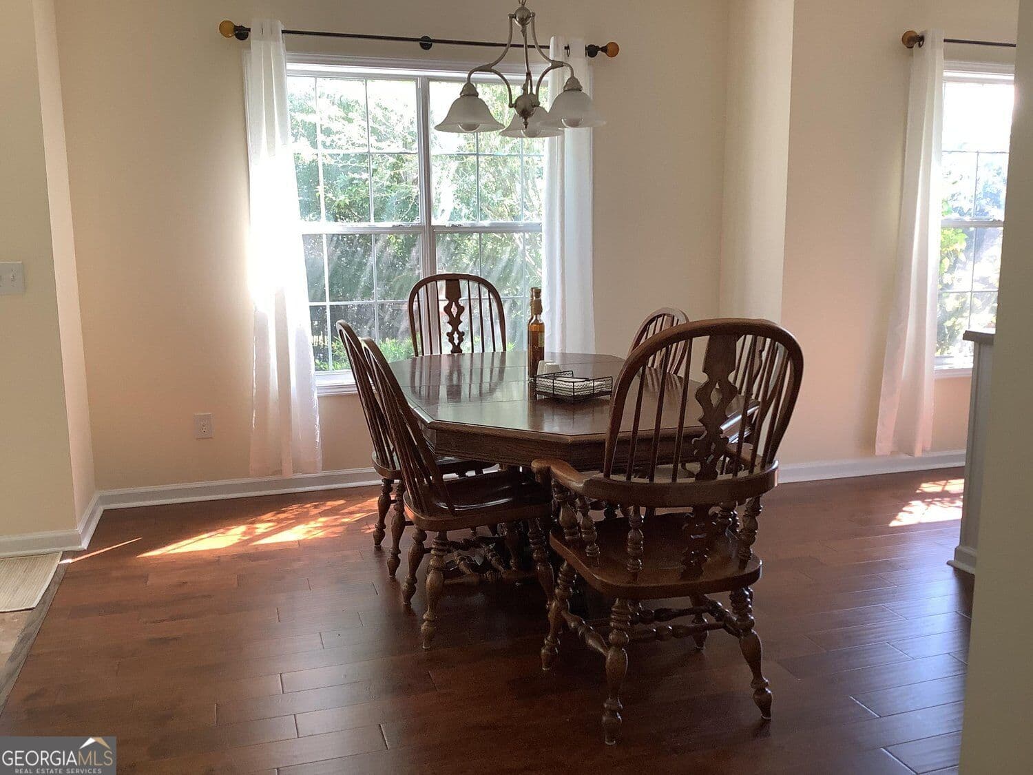 4 bedroom, 2.5 bathroom, 2,332 sq ft single family residence for sale at 4510 Greycliff Pointe, Douglasville, GA 30135 — photo 8