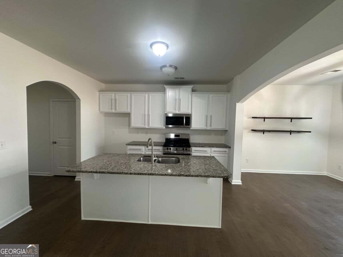4 bedroom, 2.5 bathroom, 2,394 sq ft single family residence for sale at 125 Worthing Lane, Fairburn, GA 30213 — photo 7