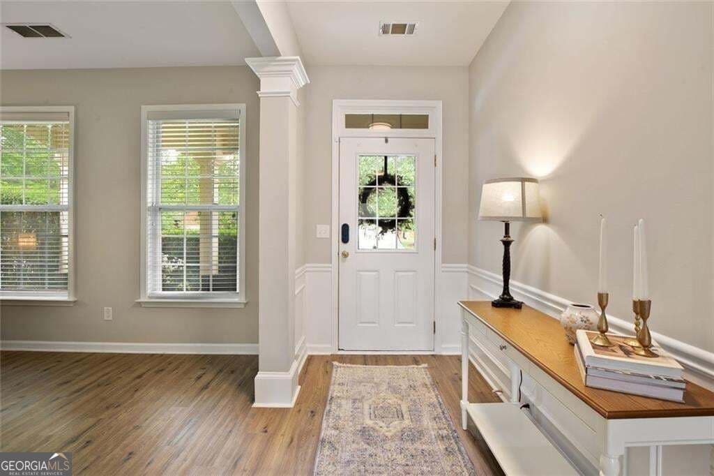 4 bedroom, 2.5 bathroom, 2,849 sq ft single family residence for sale at 5180 Fieldgate Ridge Drive, Cumming, GA 30028 — photo 6
