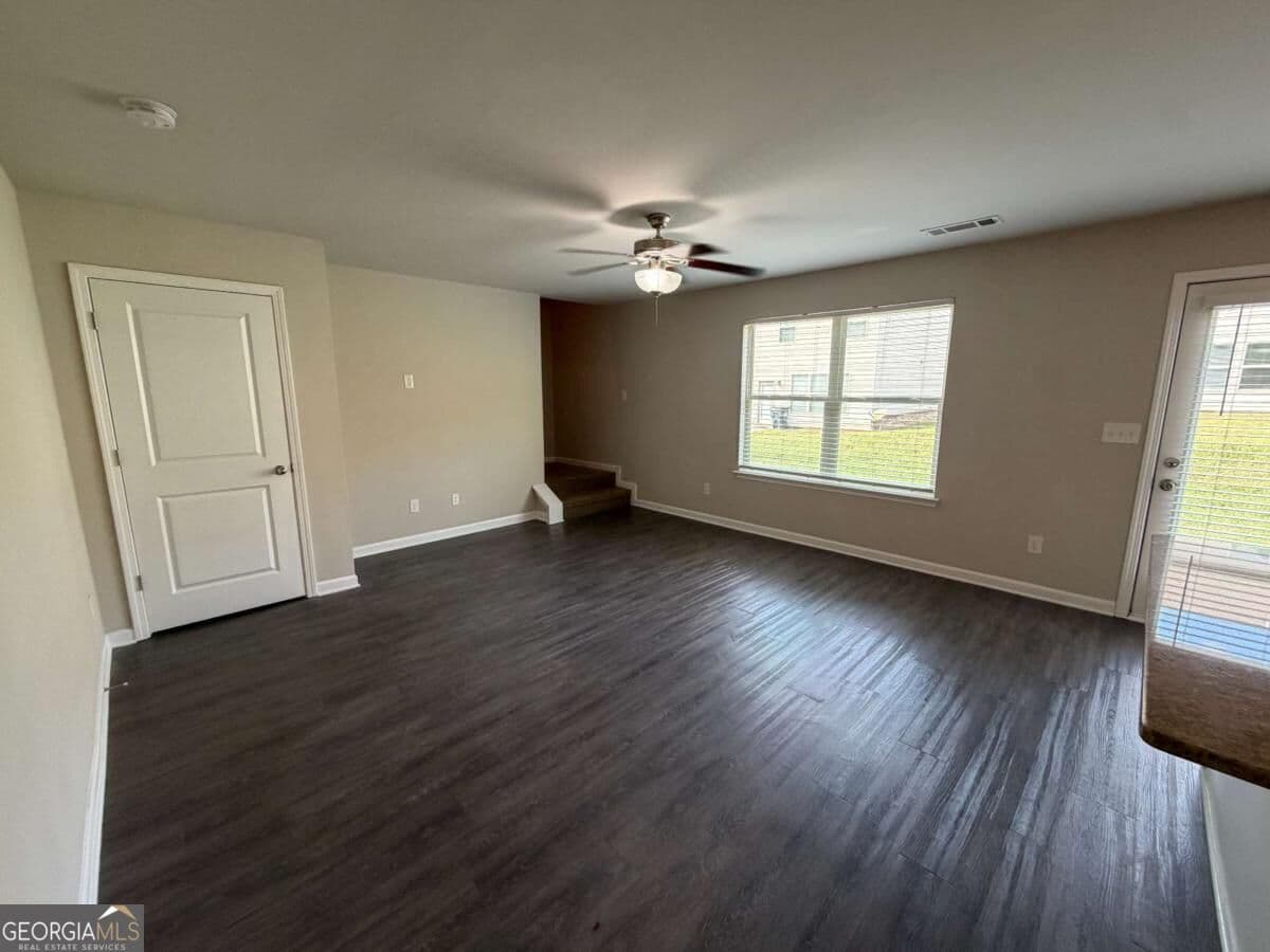 3 bedroom, 2.5 bathroom, 1,750 sq ft single family residence for rent at 313 Nutwood Trace, Locust Grove, GA 30248 for $1,950 a month — photo 2