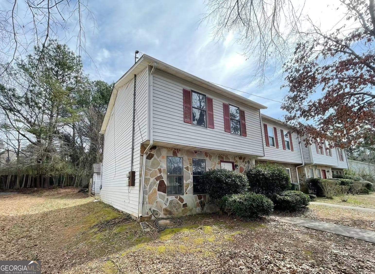 2 bedroom, 2.5 bathroom, 1,232 sq ft townhouse for rent at 4001 Laurie Jo Drive, Marietta, GA 30008 for $1,495 a month — photo 2