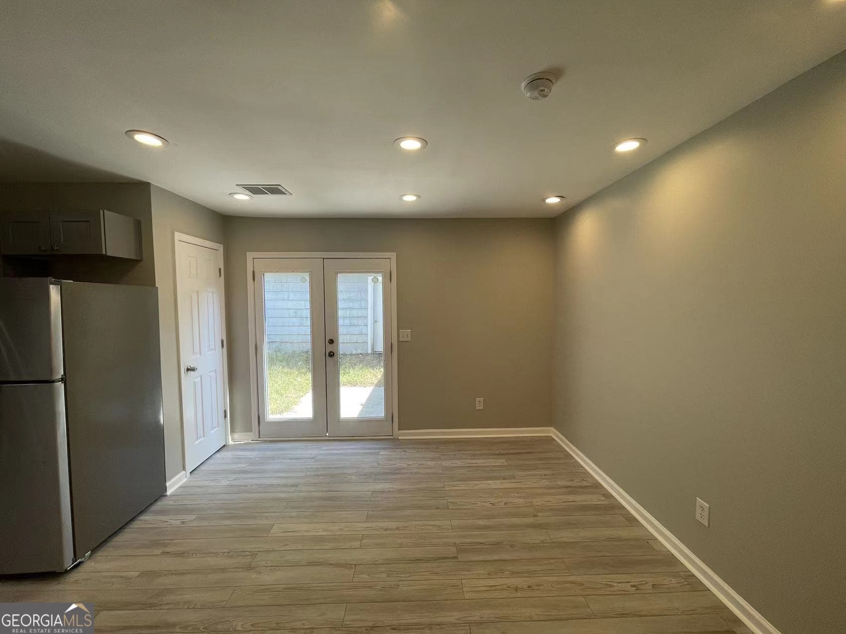 2 bedroom, 2.5 bathroom, 1,232 sq ft townhouse for rent at 4001 Laurie Jo Drive, Marietta, GA 30008 for $1,495 a month — photo 9