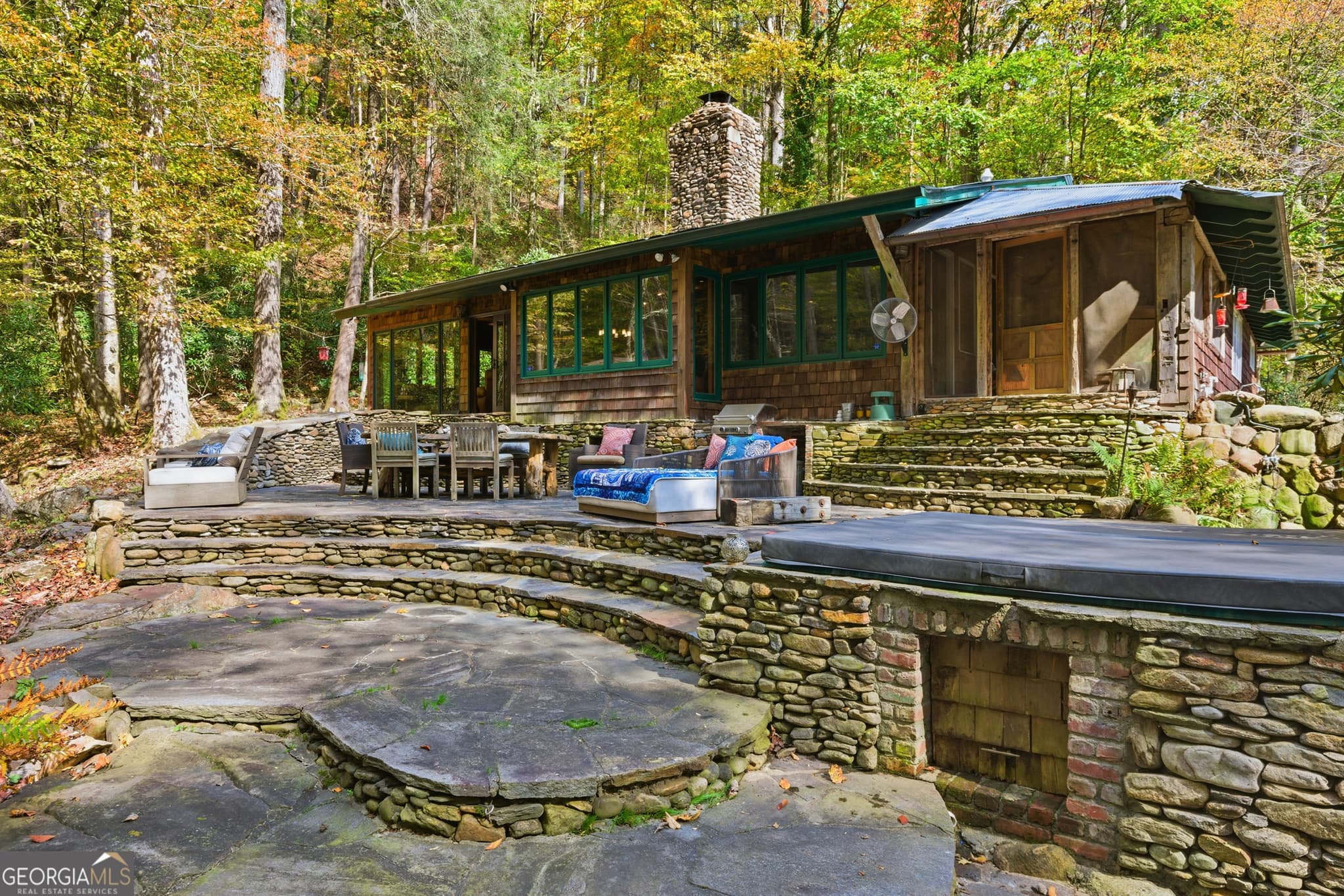 2 bedroom, 2 bathroom cabin,single family residence for sale at 2965 Tate City Road NC SIDE, Clayton, GA 30525 — photo 6