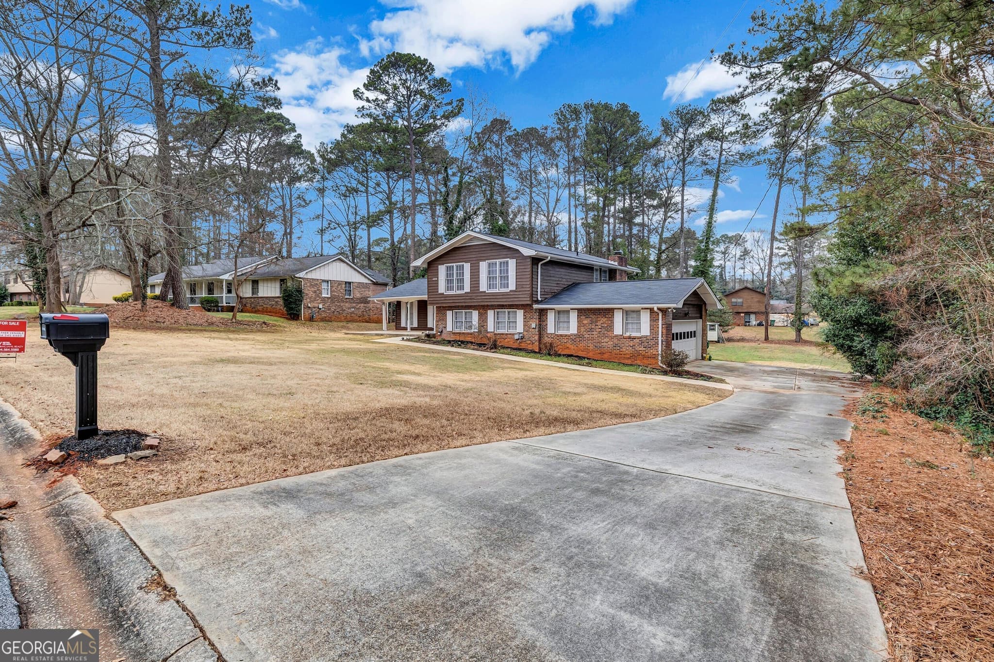 4 bedroom, 2.5 bathroom, 2,474 sq ft single family residence sold at 4358 Sterling Forest Drive, Decatur, GA 30034