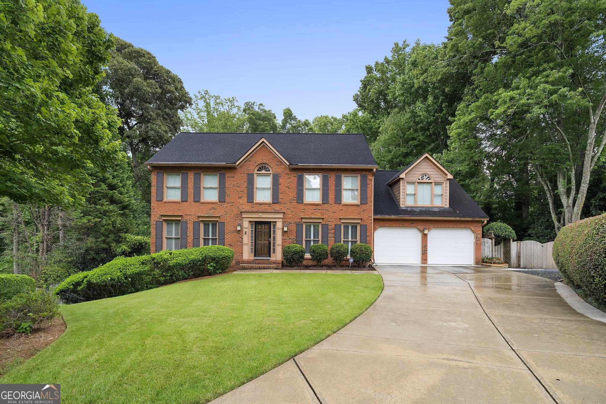 5 bedroom, 3.5 bathroom, 4,444 sq ft single family residence sold at 2792 Crown Mill Court, Marietta, GA 30068