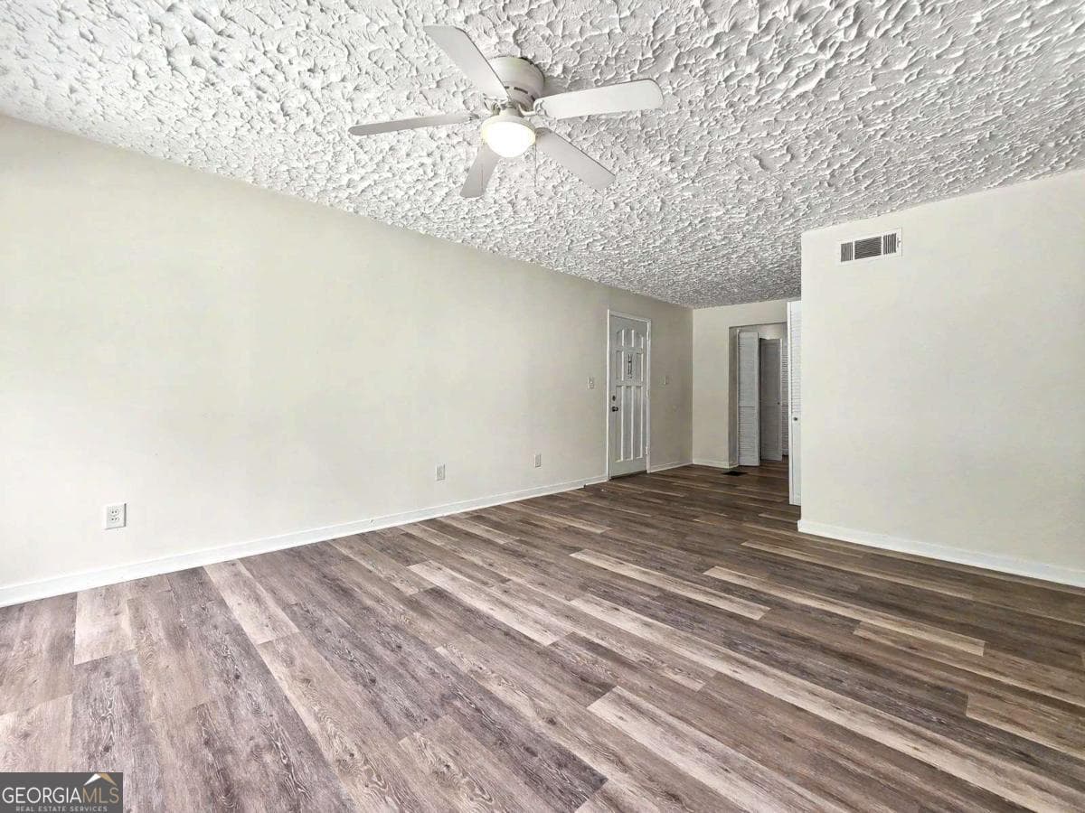 3 bedroom, 2 bathroom, 1,296 sq ft single family residence for sale at 2559 Dale Creek Drive, Atlanta, GA 30318 — photo 9