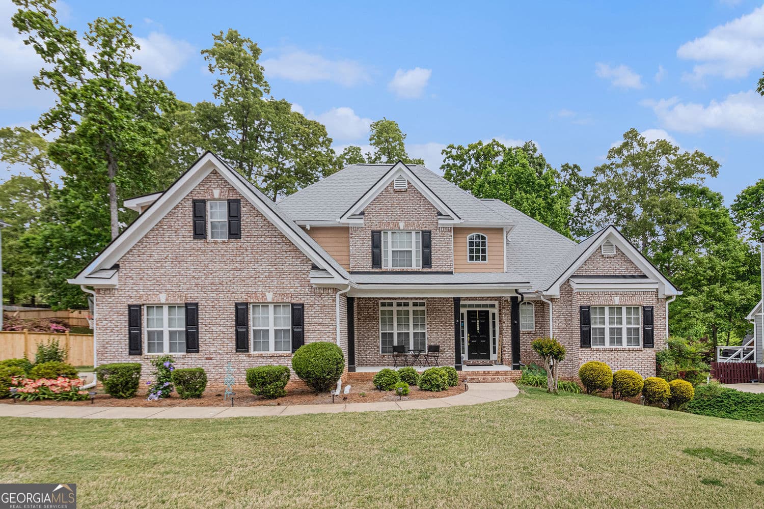 6 bedroom, 4.5 bathroom, 4,177 sq ft single family residence sold at 2920 Stanway Avenue, Douglasville, GA 30135