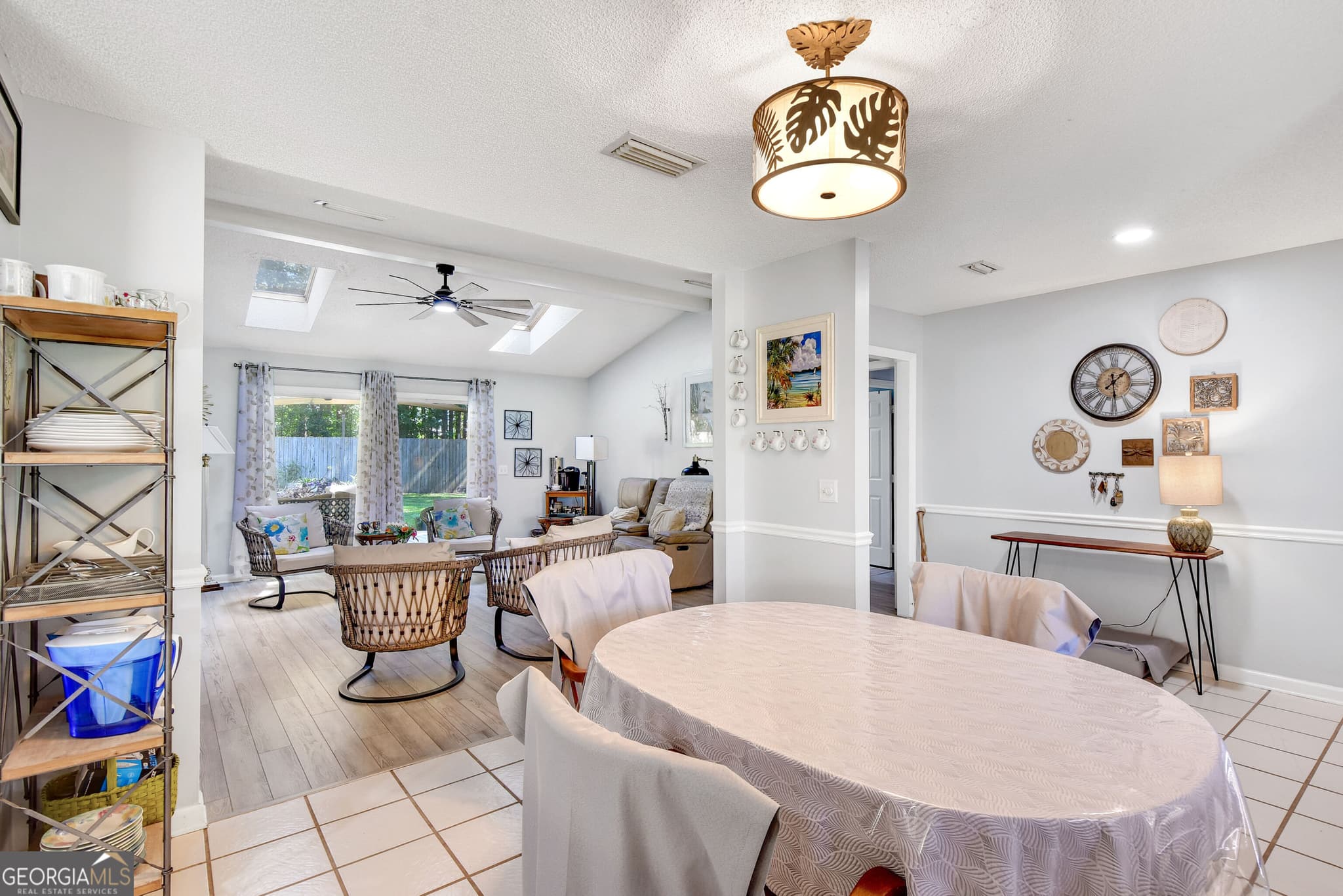 3 bedroom, 2 bathroom, 1,478 sq ft single family residence for sale at 92 Burgess Circle, Brunswick, GA 31523 — photo 5