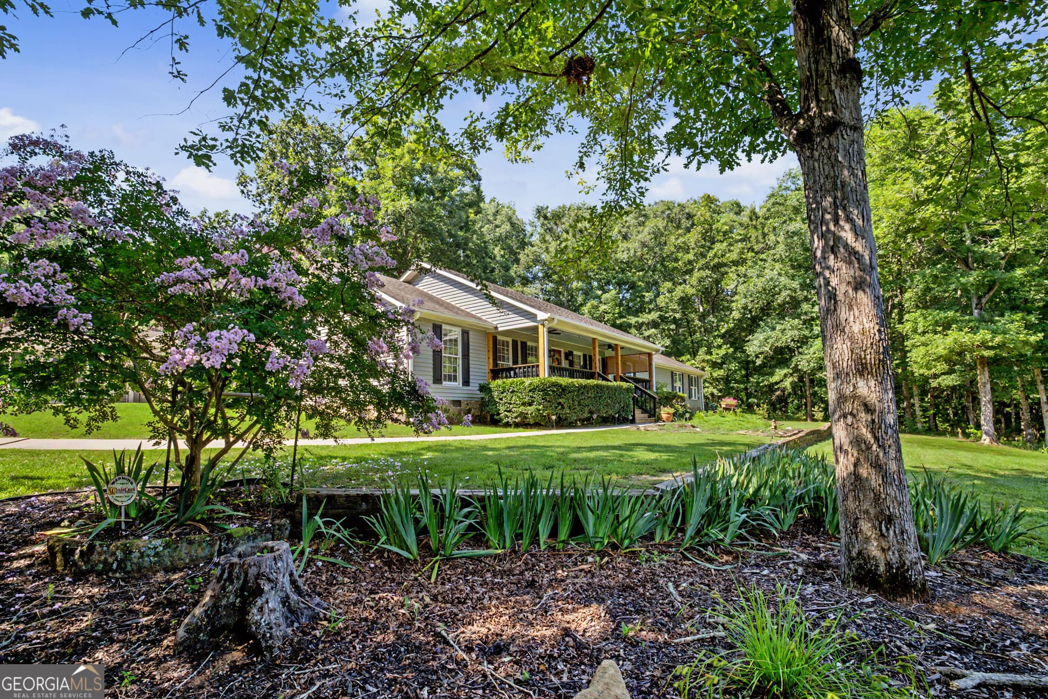 4 bedroom, 3 bathroom, 3,160 sq ft single family residence for sale at 121 Peacock Road, Barnesville, GA 30204 — photo 7