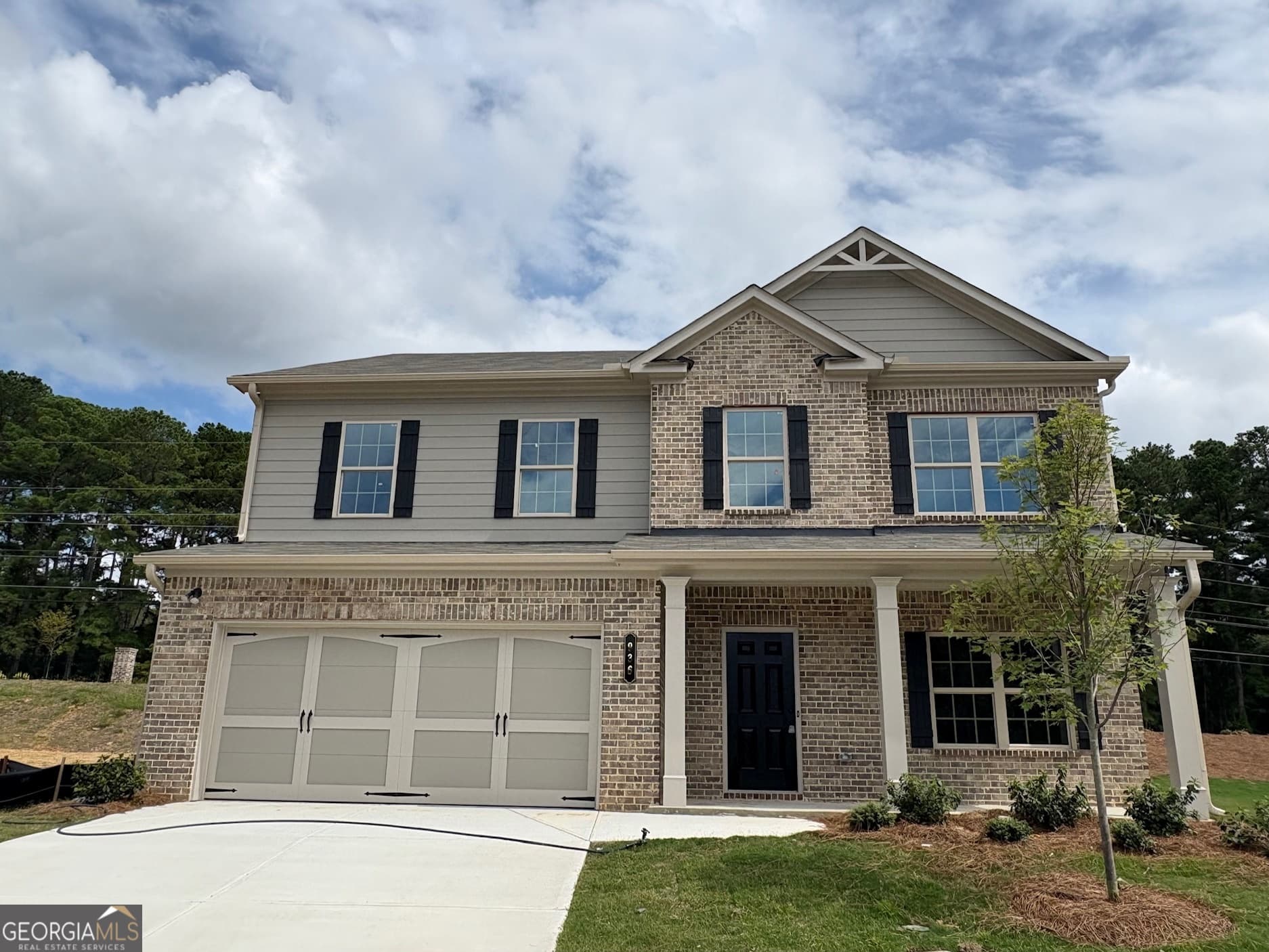5 bedroom, 3 bathroom single family residence for sale at 1046 Lakeview Oaks Court 20-B, Grayson, GA 30017 — photo 2