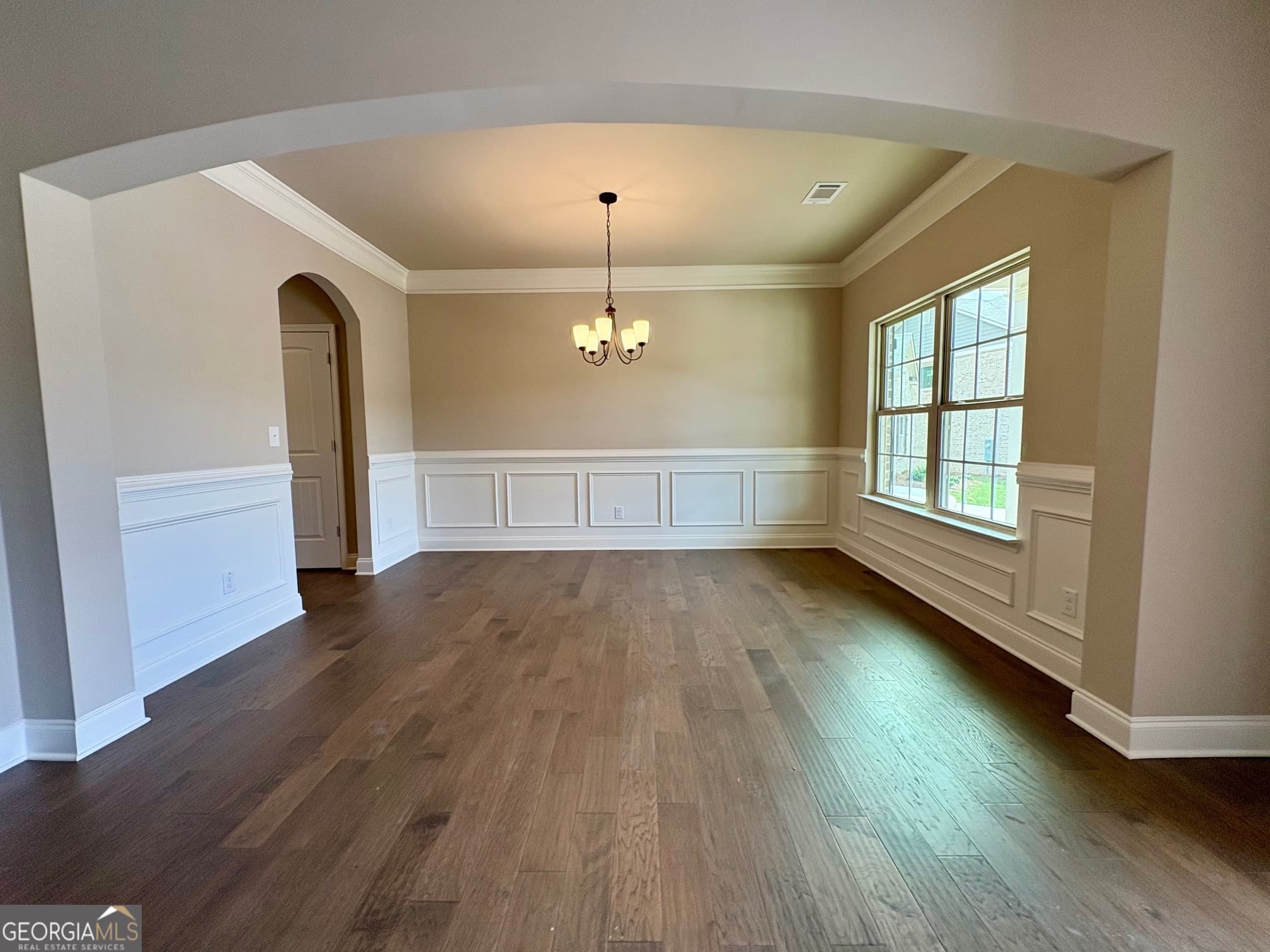 5 bedroom, 3 bathroom single family residence for sale at 1046 Lakeview Oaks Court 20-B, Grayson, GA 30017 — photo 8