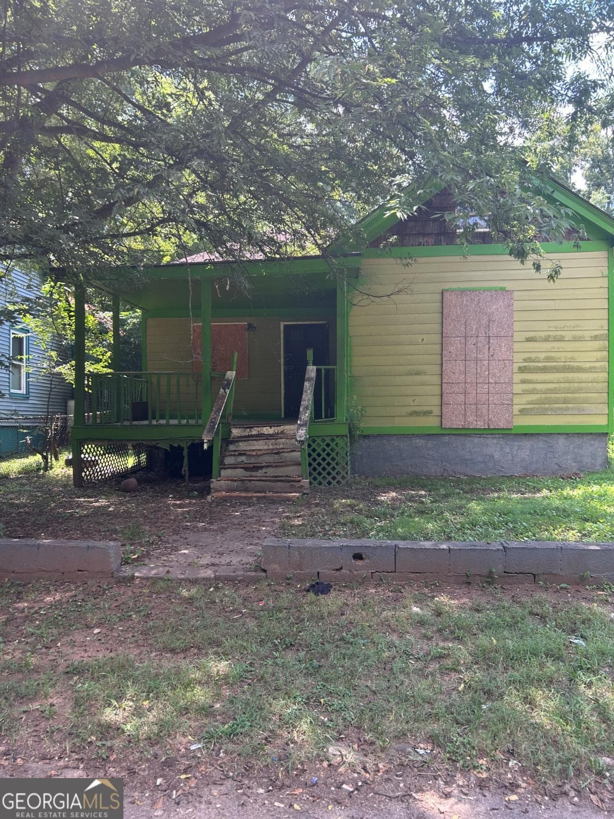 5 bedroom, 2 bathroom, 1,813 sq ft single family residence for sale at 21 Gould Street, Atlanta, GA 30315