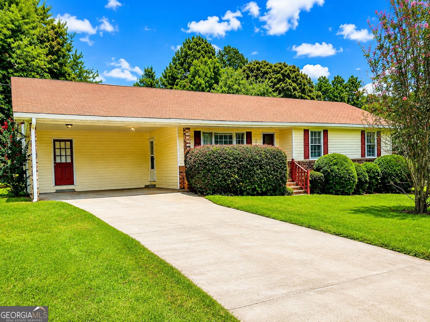 3 bedroom, 2 bathroom, 1,196 sq ft single family residence for rent at 405 Elder Road, Griffin, GA 30223 for $1,650 a month — photo 1 of 1