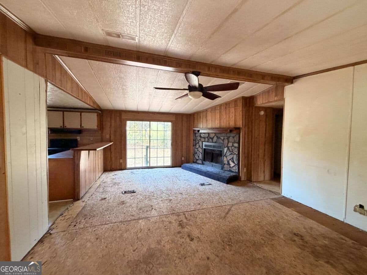 3 bedroom, 2 bathroom, 1,248 sq ft manufactured home,single family residence under contract at 777 Kirk Road, Franklin, GA 30217 — photo 4