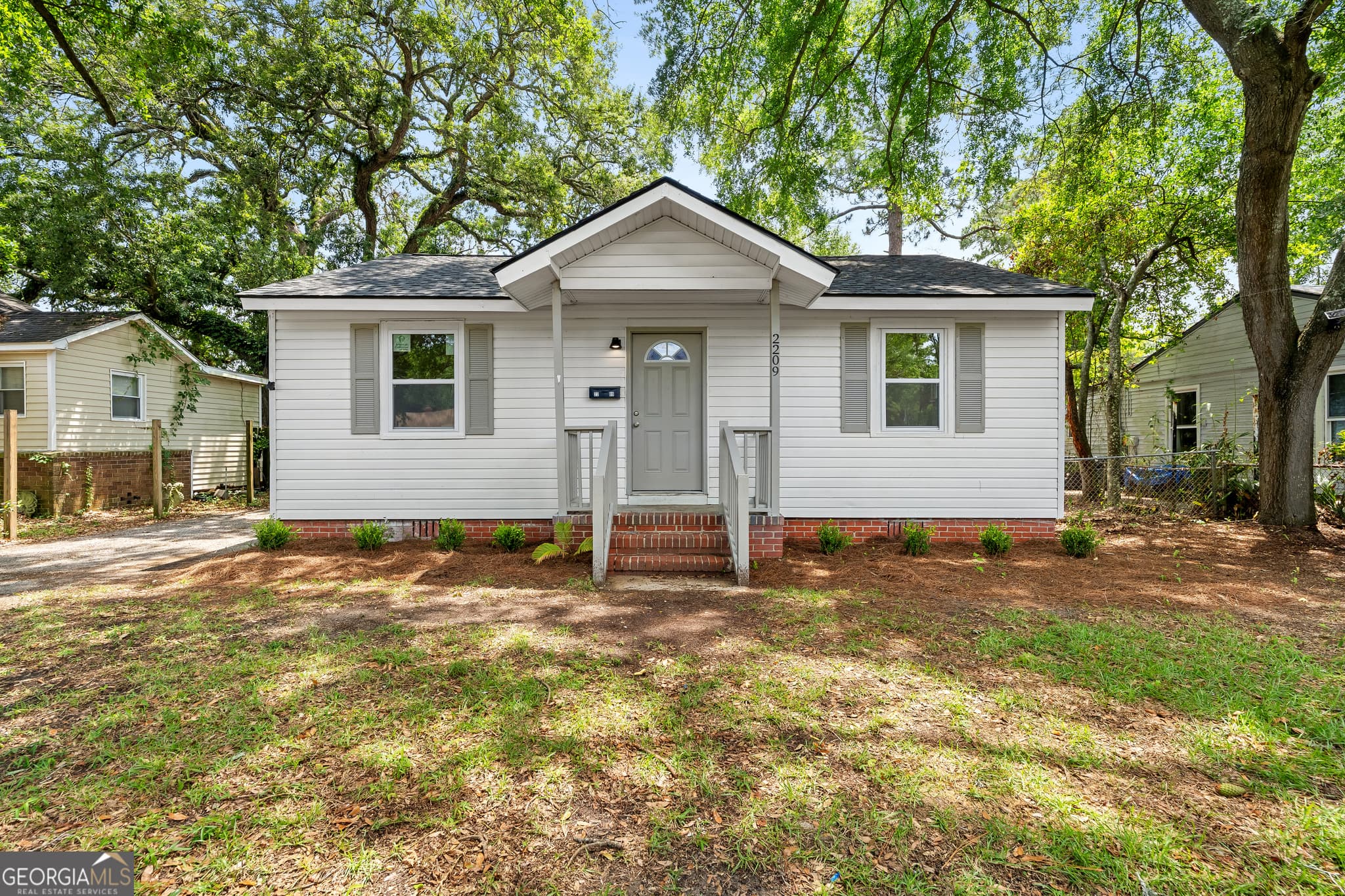 3 bedroom, 2 bathroom, 1,188 sq ft single family residence sold at 2209 New Mexico Street, Savannah, GA 31404