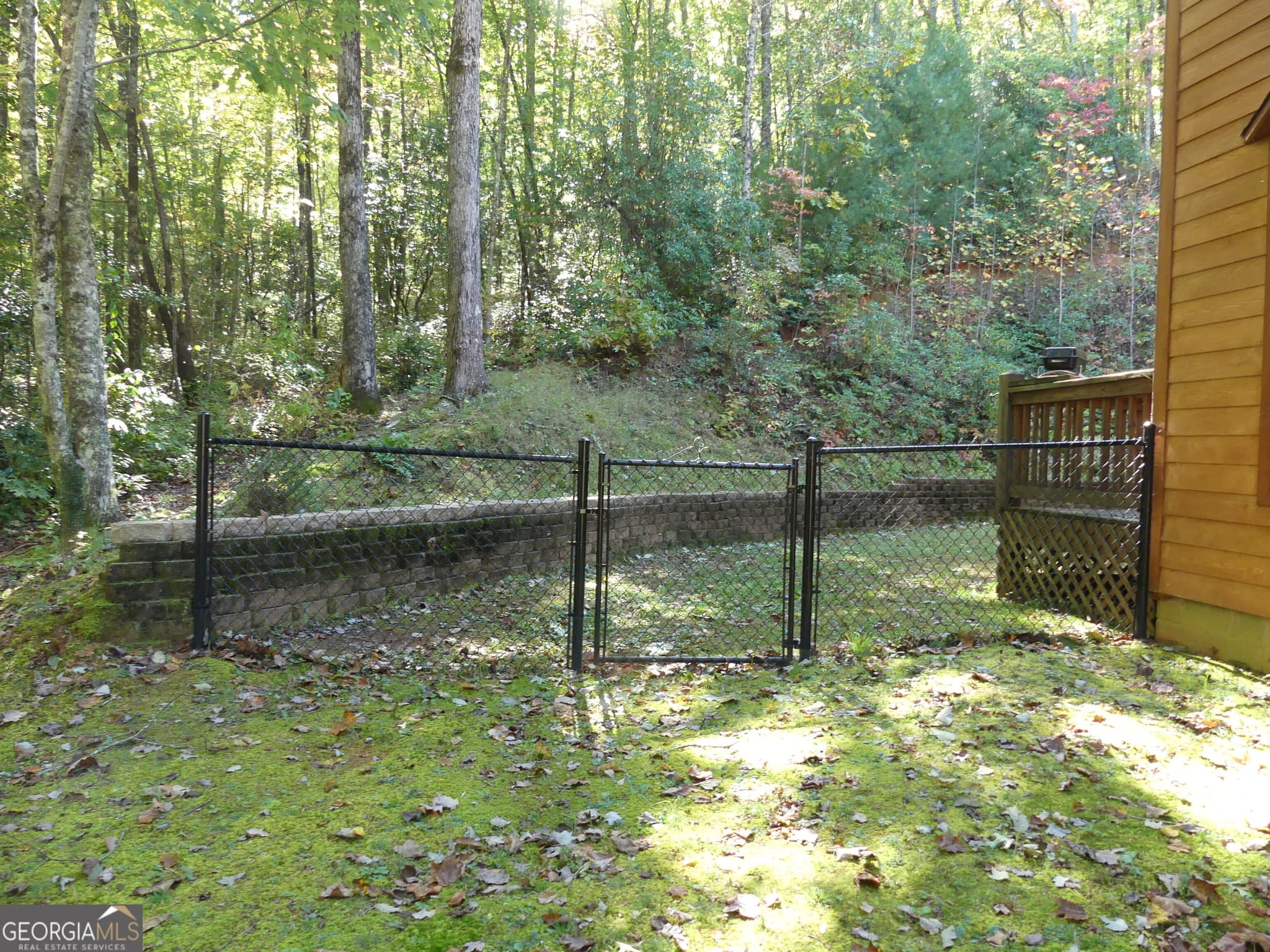 2 bedroom, 3.5 bathroom, 1,728 sq ft cabin,single family residence for sale at 130 Navigator Lane, Tiger, GA 30576 — photo 6