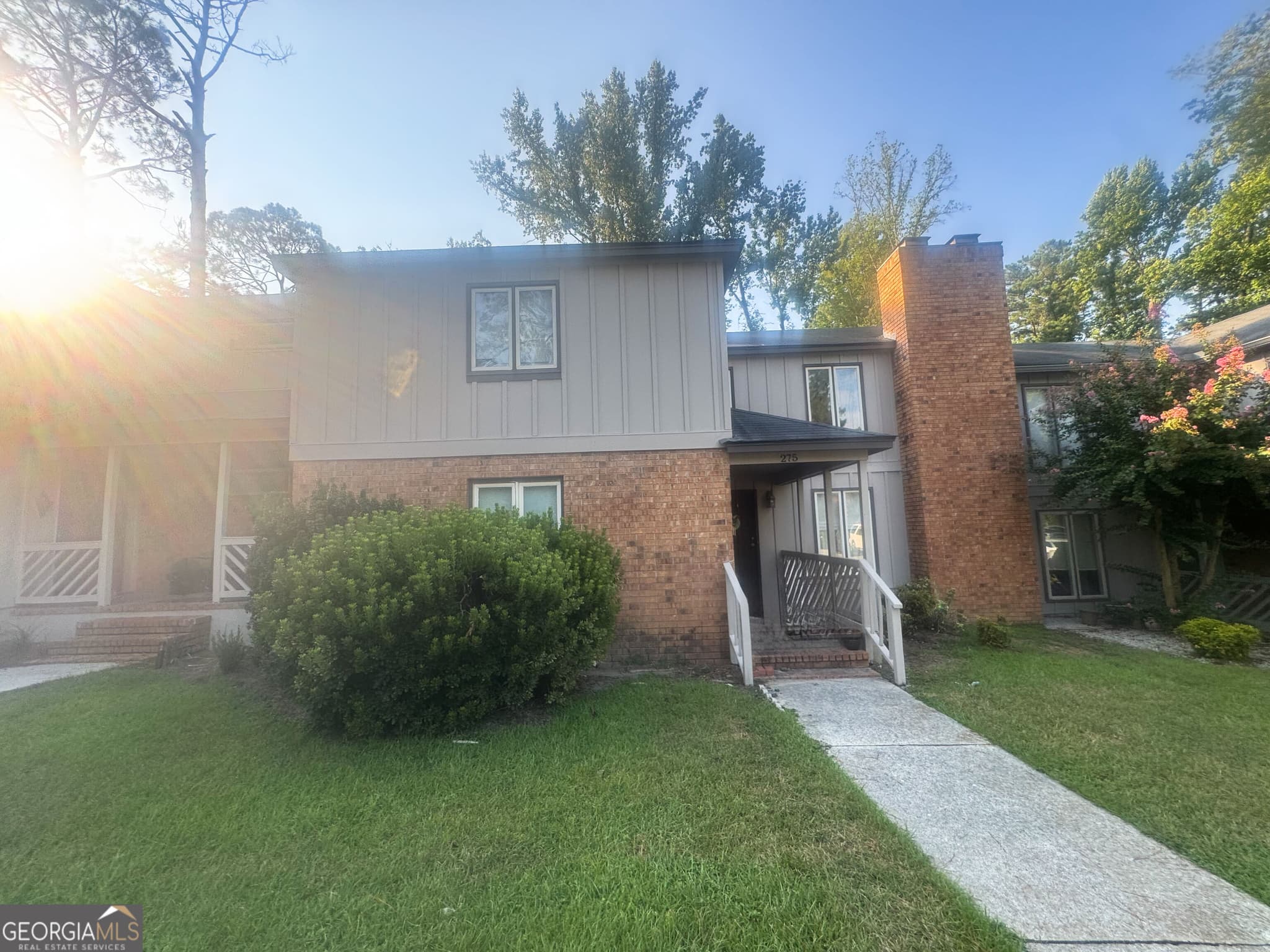 3 bedroom, 1.5 bathroom, 2,202 sq ft townhouse for sale at 275 Westbrooke Drive 22, Statesboro, GA 30458 — photo 1 of 7