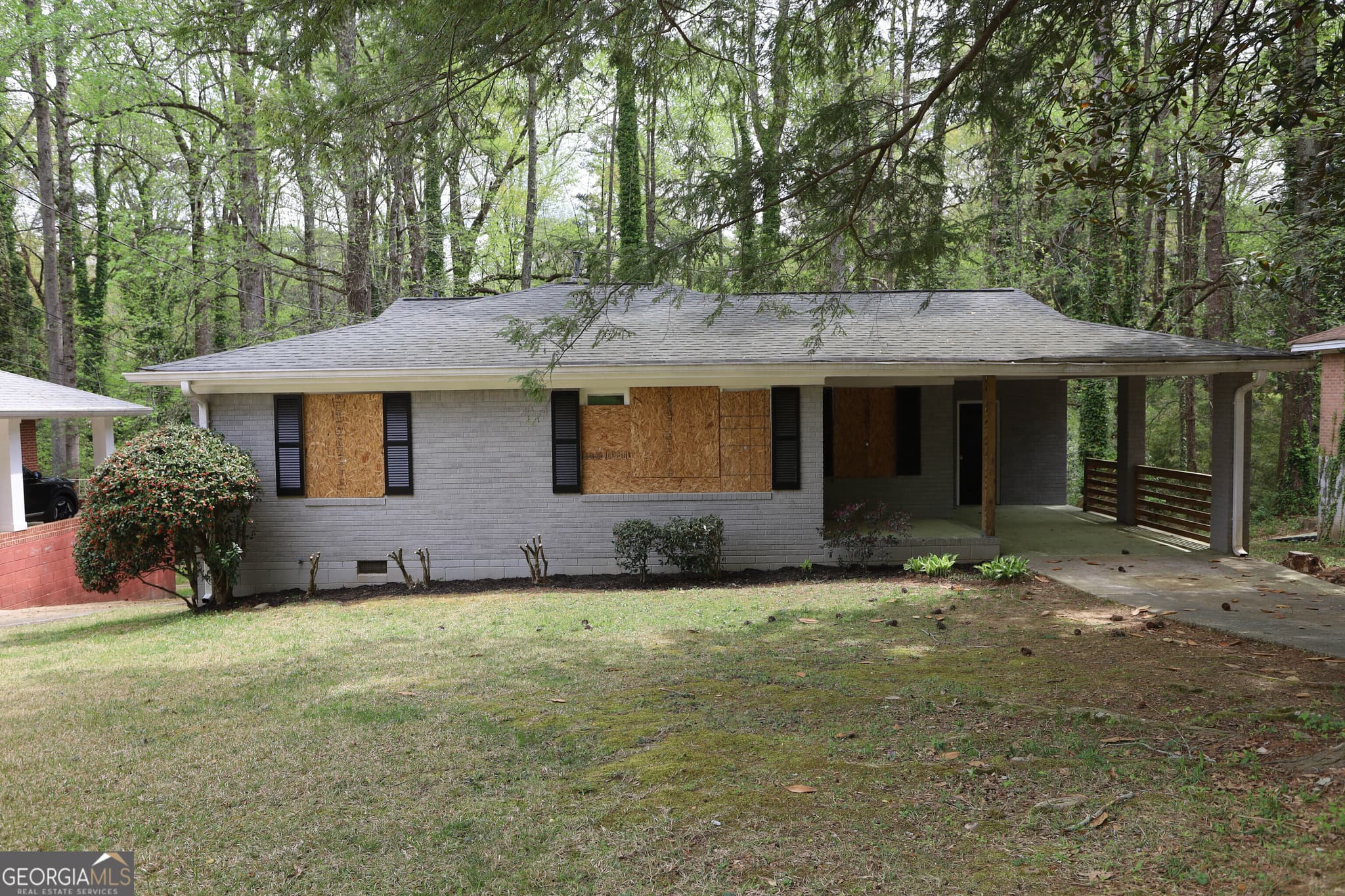 3 bedroom, 1 bathroom, 1,024 sq ft single family residence for sale at 2364 Farley Street, East Point, GA 30344 — photo 2