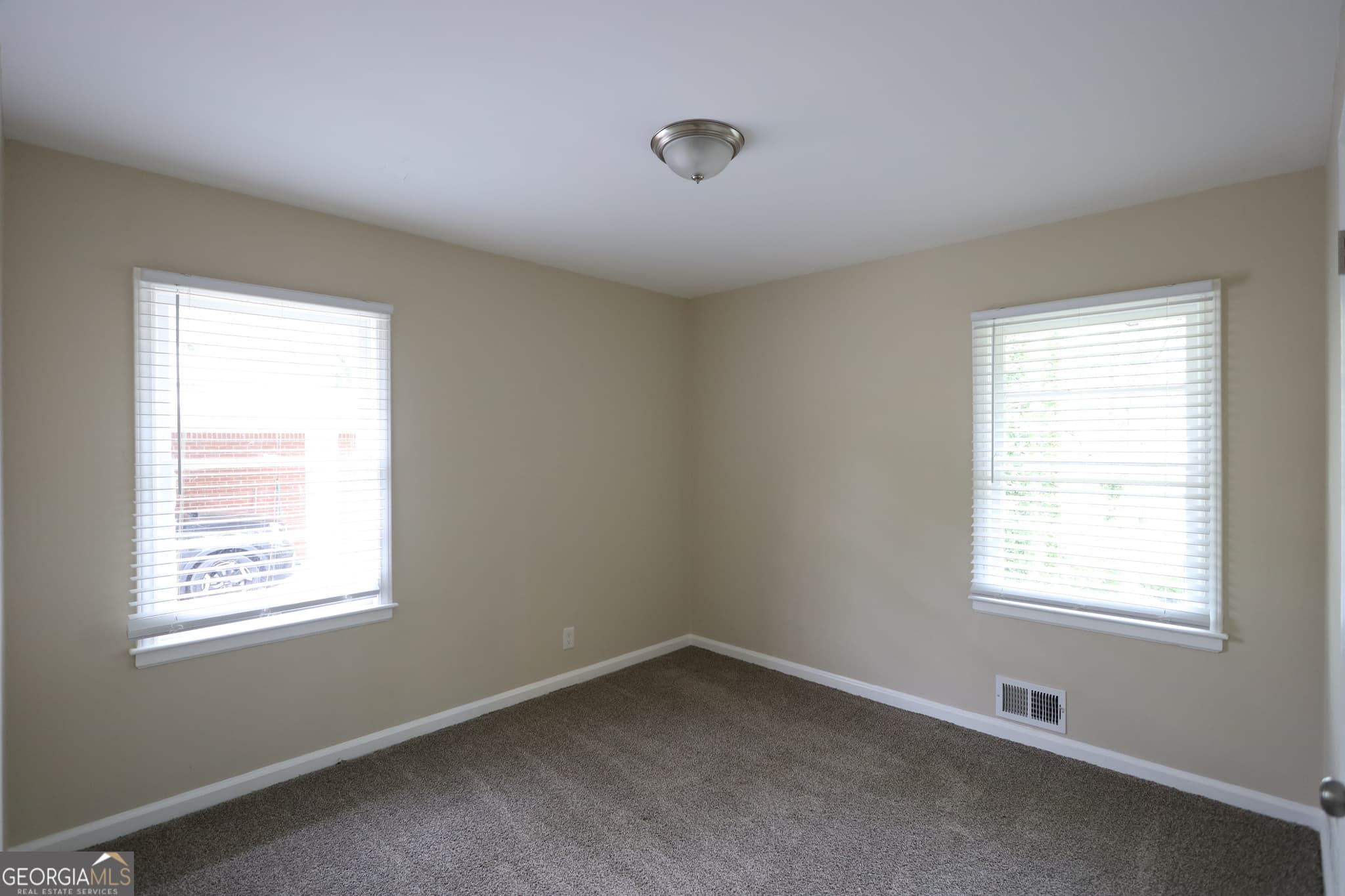 3 bedroom, 1 bathroom, 1,024 sq ft single family residence for sale at 2364 Farley Street, East Point, GA 30344 — photo 7