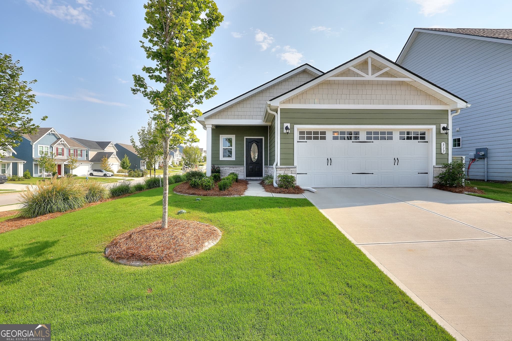 3 bedroom, 2 bathroom, 1,420 sq ft single family residence for sale at 313 Moosehead Trail, Hoschton, GA 30548