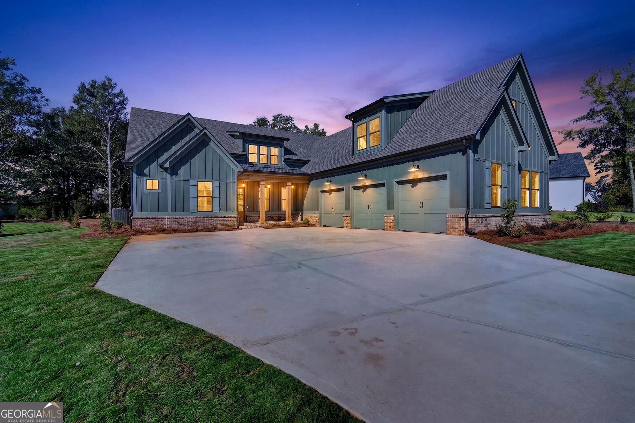 5 bedroom, 3.5 bathroom, 4,114 sq ft single family residence for sale at 203 Eagles Way, Eatonton, GA 31024