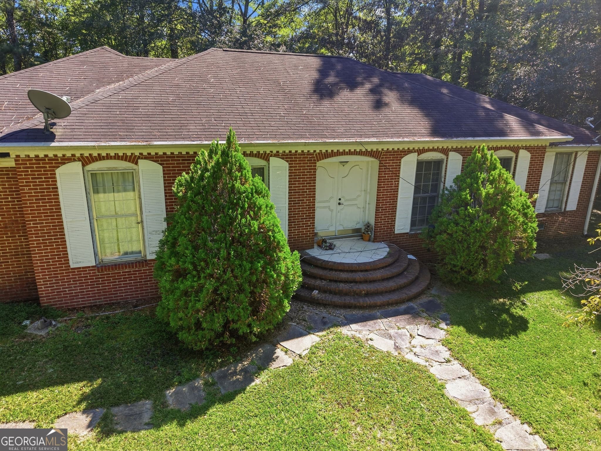 3 bedroom, 2 bathroom, 2,048 sq ft single family residence for sale at 5481 Angham Road, Powder Springs, GA 30127 — photo 6
