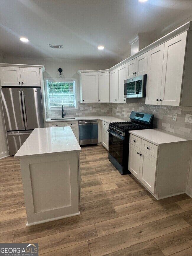 2 bedroom, 1.5 bathroom, 1,245 sq ft quadruplex for rent at 672 Cassanova Street B, Atlanta, GA 30315 for $2,300 a month — photo 2