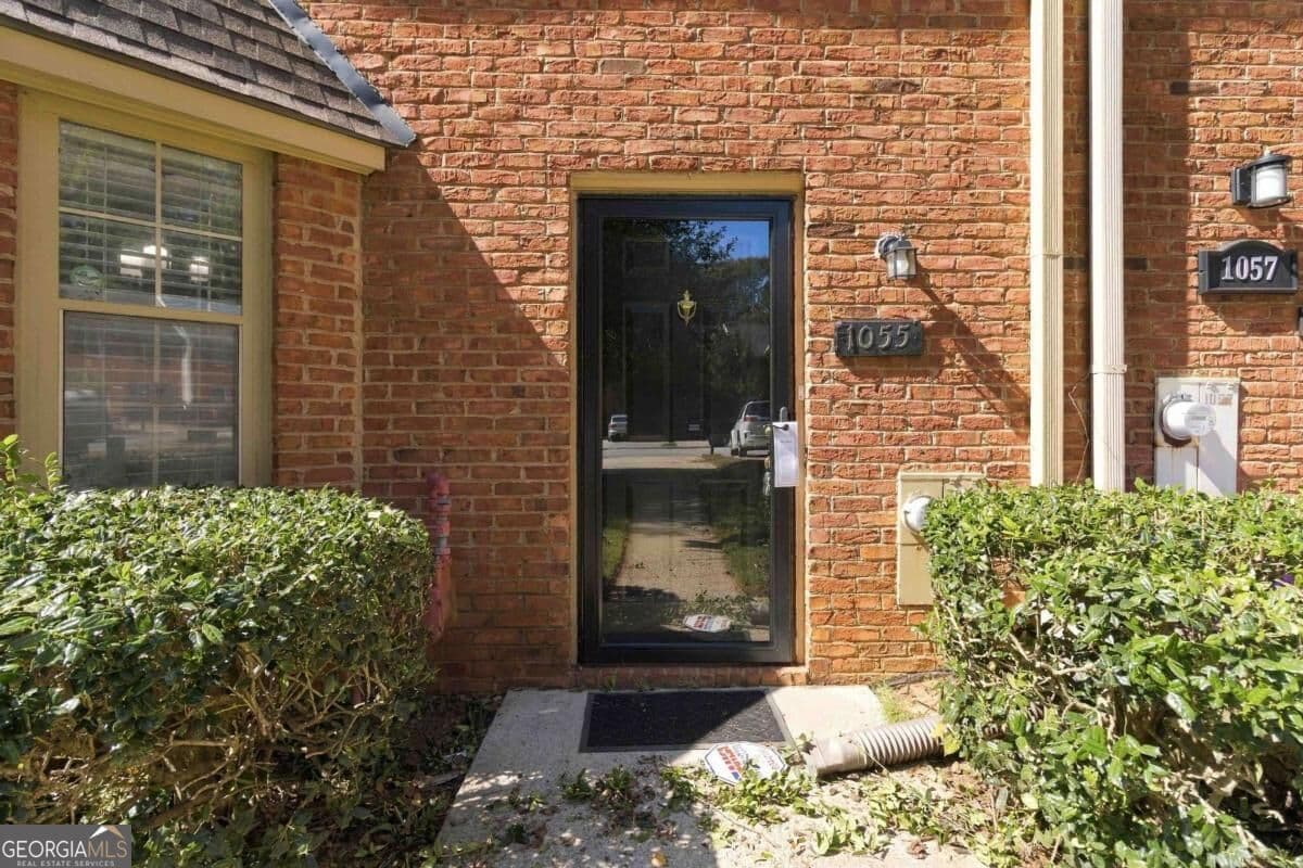 2 bedroom, 2.5 bathroom, 1,212 sq ft townhouse for sale at 1055 Westfield Trace, Smyrna, GA 30082 — photo 7