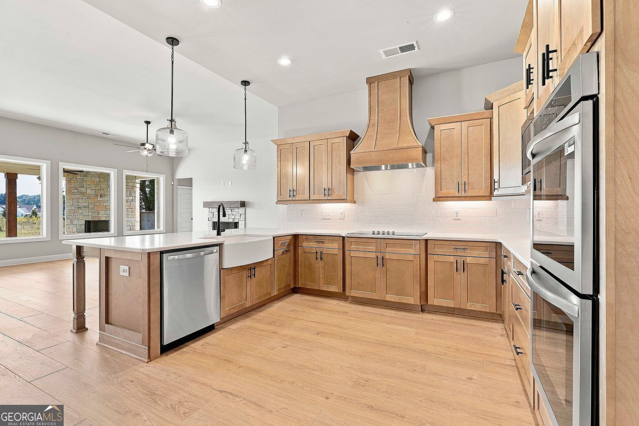 5 bedroom, 4.5 bathroom, 4,215 sq ft single family residence for sale at 49 Amling Court LOT 95, Senoia, GA 30276 — photo 9