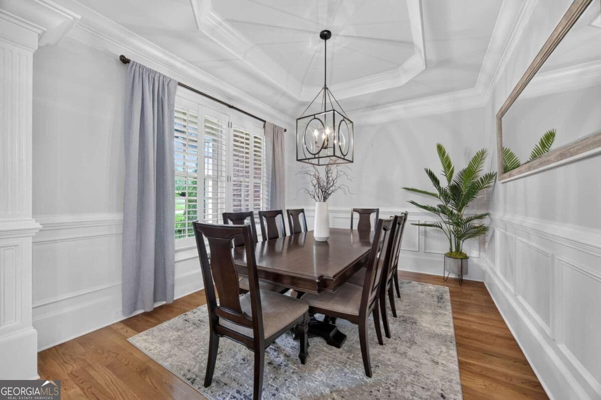 6 bedroom, 5 bathroom, 4,758 sq ft single family residence for sale at 3295 Osborne Road, Brookhaven, GA 30319 — photo 4