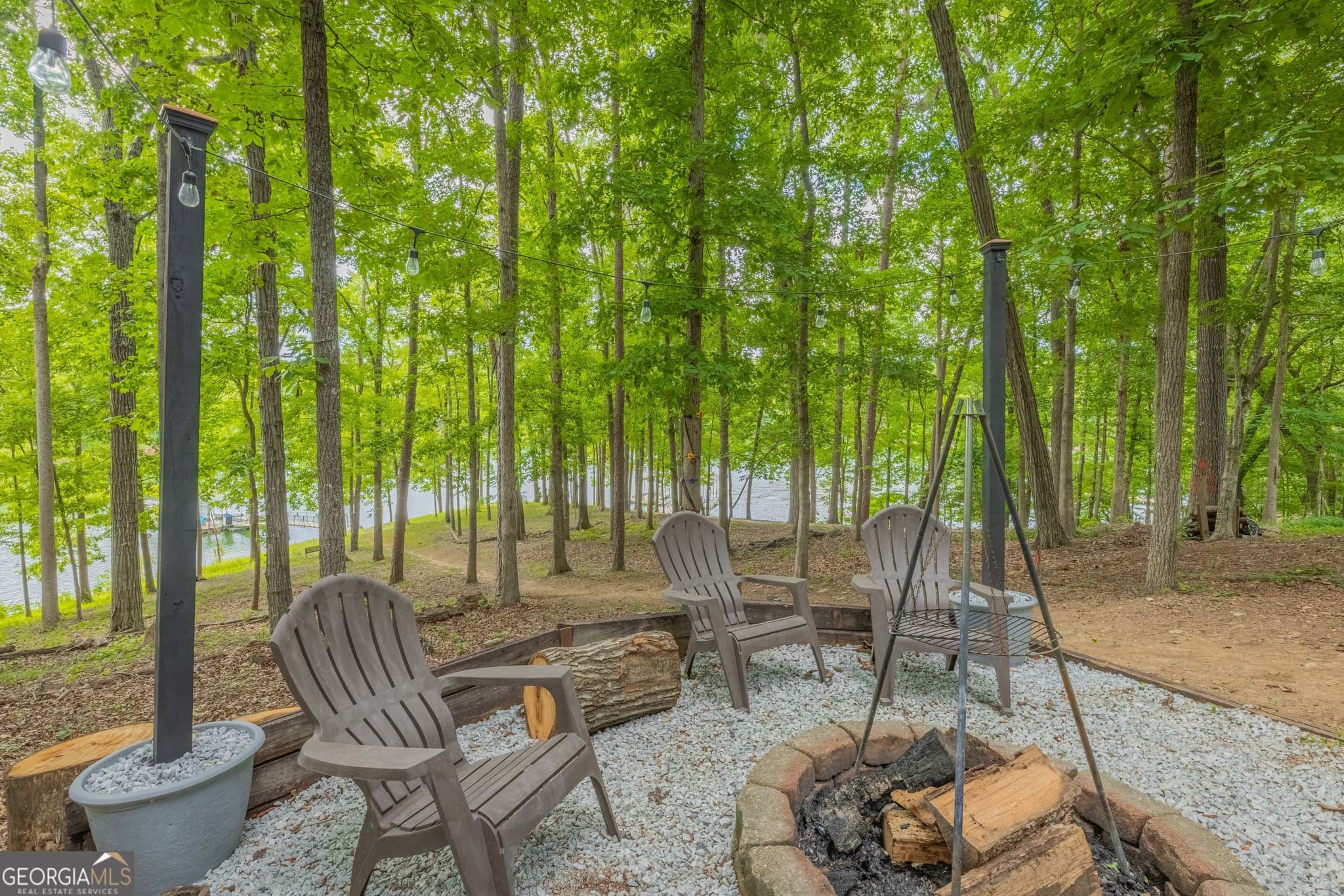 3 bedroom, 2 bathroom, 1,755 sq ft cabin,single family residence for sale at 78 River Ridge Road 29, Martin, GA 30557 — photo 6