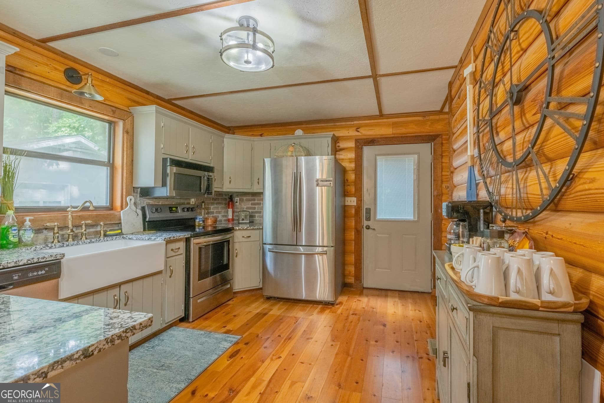 3 bedroom, 2 bathroom, 1,755 sq ft cabin,single family residence for sale at 78 River Ridge Road 29, Martin, GA 30557 — photo 8