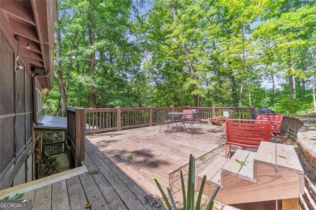 2 bedroom, 2 bathroom, 1,486 sq ft single family residence for sale at 185 Pope Dickson Lane, Clarkesville, GA 30523 — photo 4