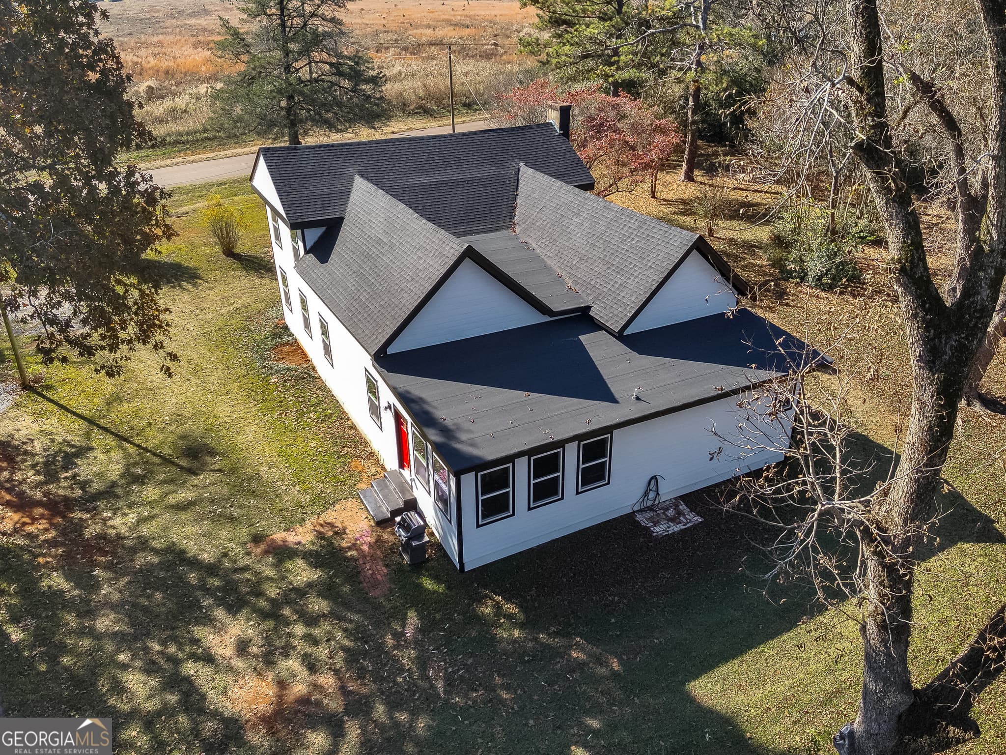 5 bedroom, 2 bathroom, 2,582 sq ft single family residence for sale at 720 Wise Road, Plains, GA 31780 — photo 6