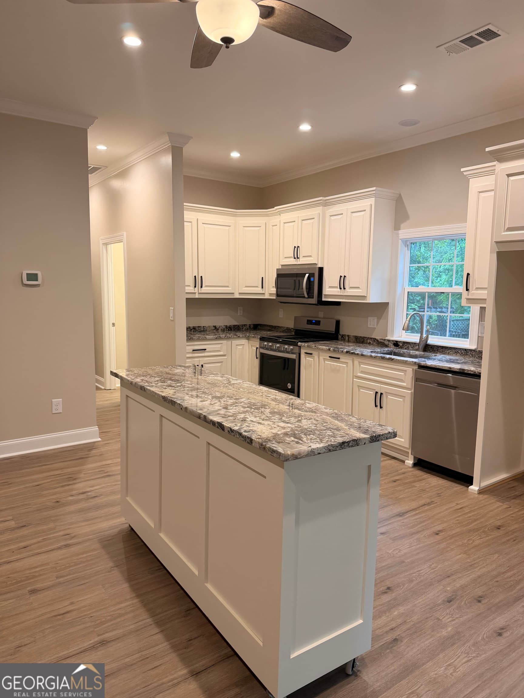1 bedroom, 2 bathroom, 1,000 sq ft single family residence for rent at 227 Old Ridge Way, Macon, GA 31211 for $1,795 a month — photo 4