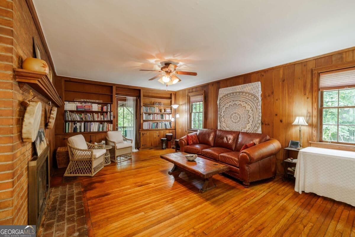 2 bedroom, 1.5 bathroom, 1,288 sq ft single family residence for sale at 285 Gran Ellen Drive, Athens, GA 30606 — photo 6