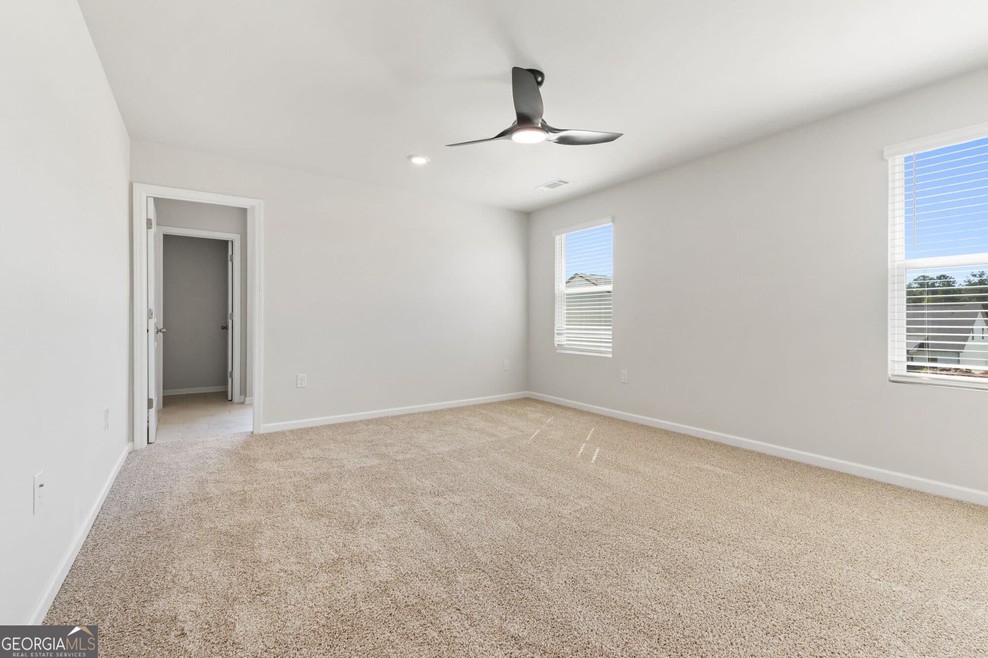 4 bedroom, 3 bathroom, 2,500 sq ft single family residence for sale at 1036 JOYCE Court, Greensboro, GA 30642 — photo 2