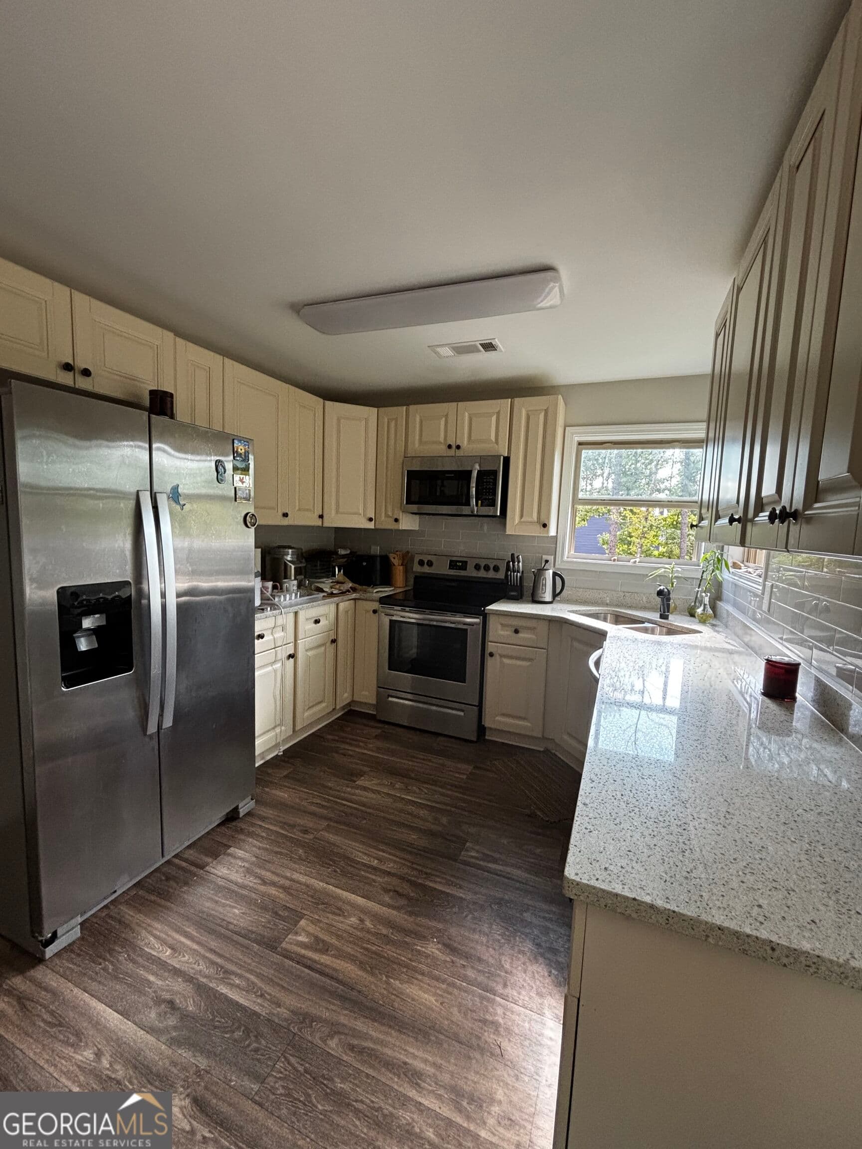 4 bedroom, 3 bathroom, 2,450 sq ft single family residence for sale at 1362 Rocky Plains Road, Covington, GA 30016 — photo 4