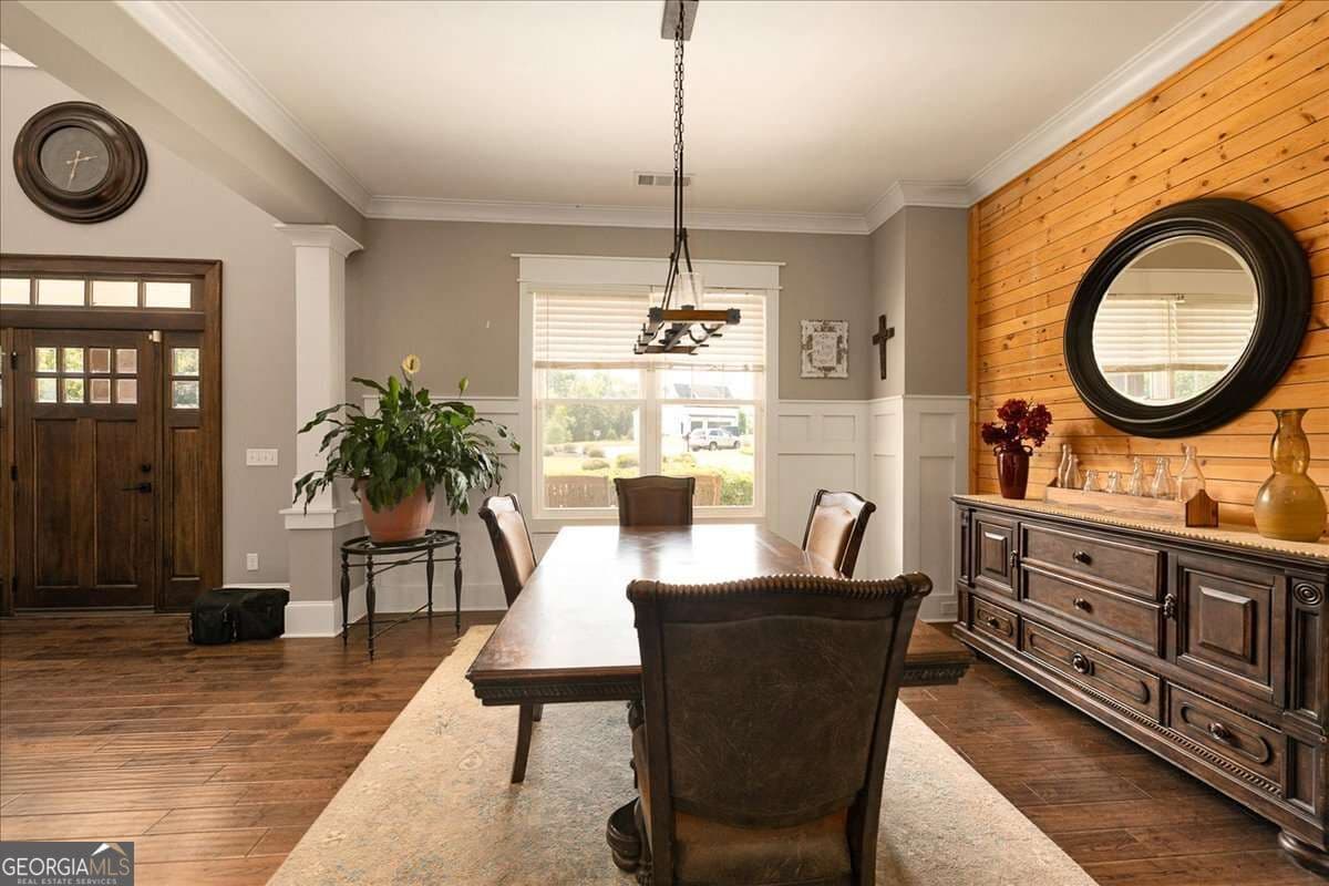 5 bedroom, 4.5 bathroom, 4,592 sq ft single family residence for sale at 617 Skyland Drive, Hoschton, GA 30548 — photo 10